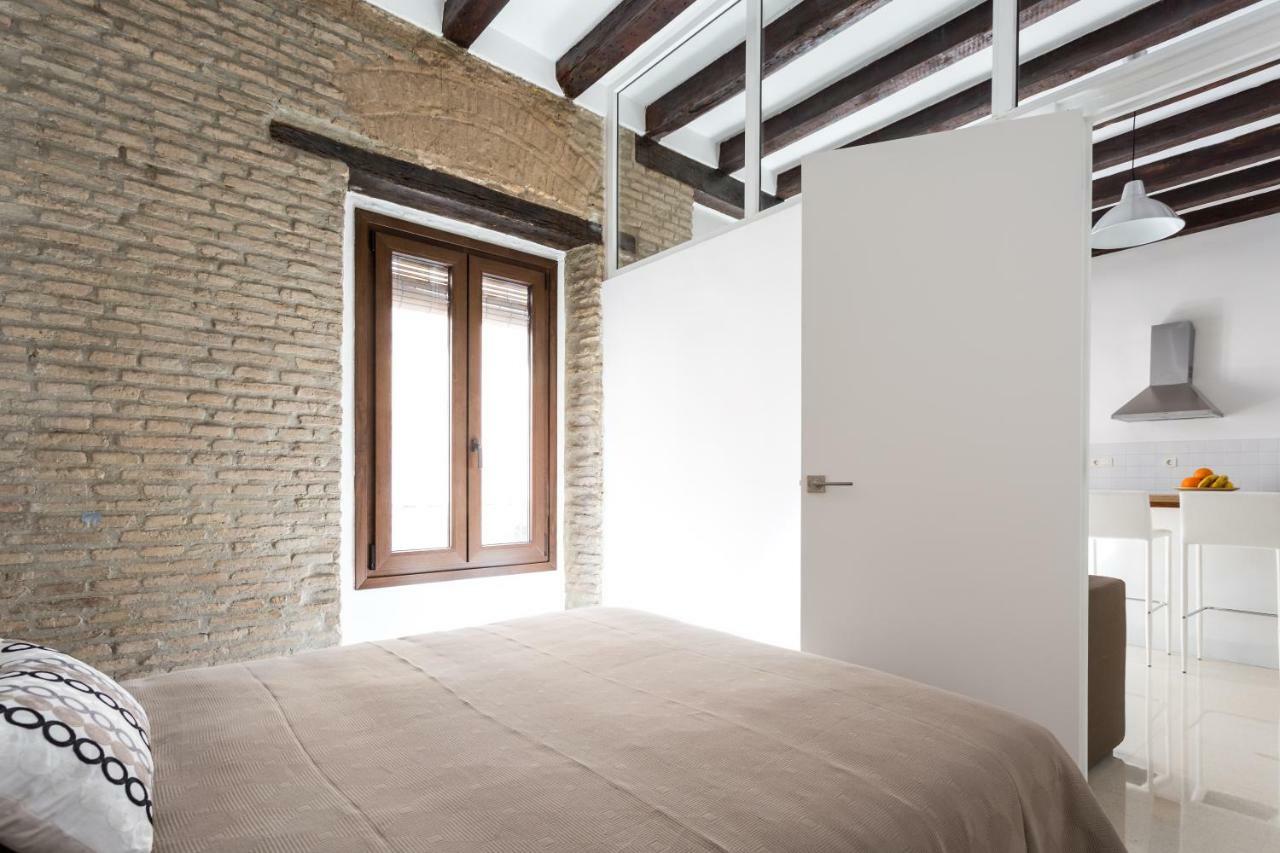 Almazen Apartamentos, Arrayan 23 Sevilla Kültér fotó