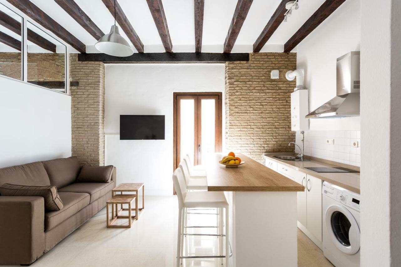 Almazen Apartamentos, Arrayan 23 Sevilla Kültér fotó