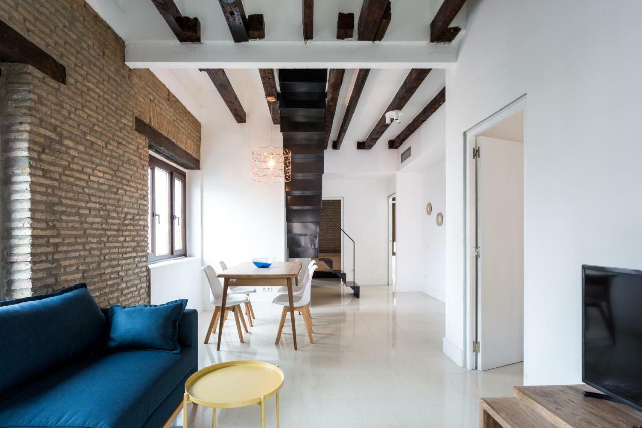 Almazen Apartamentos, Arrayan 23 Sevilla Kültér fotó
